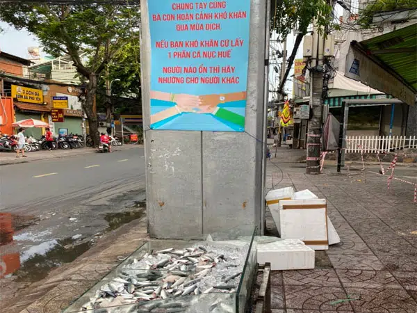 Tiếp sức người dân mùa covid