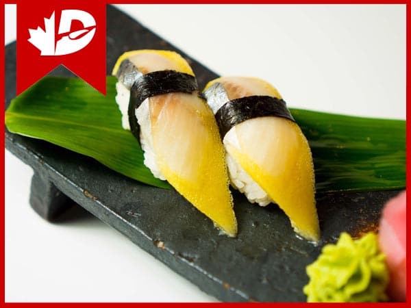 Sushi cá trích ép trứng