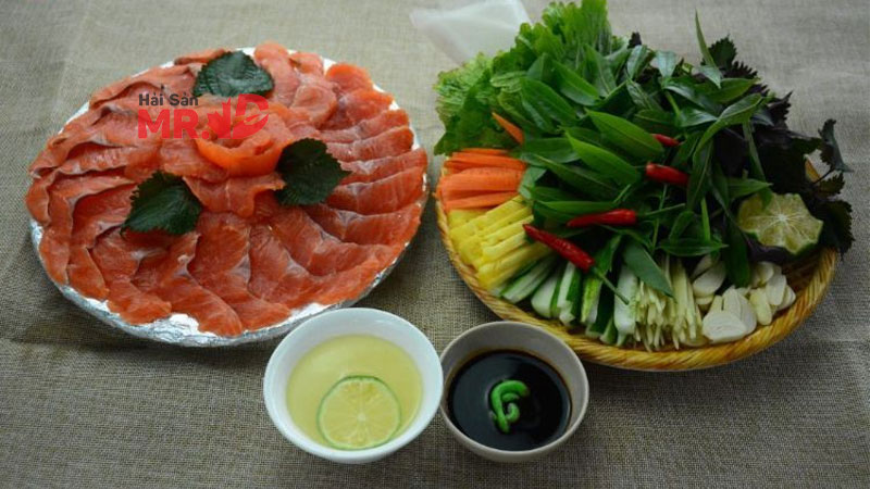 Cách làm gỏi cá hồi thơm ngon, hấp dẫn cho cả gia đình