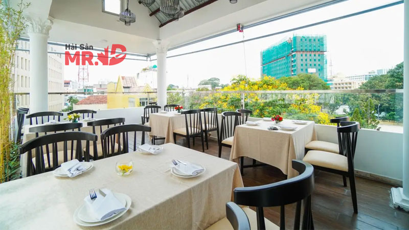 Nhà hàng hải sản Quận 1 món ngon, sạch sẽ, giá cả hợp lý