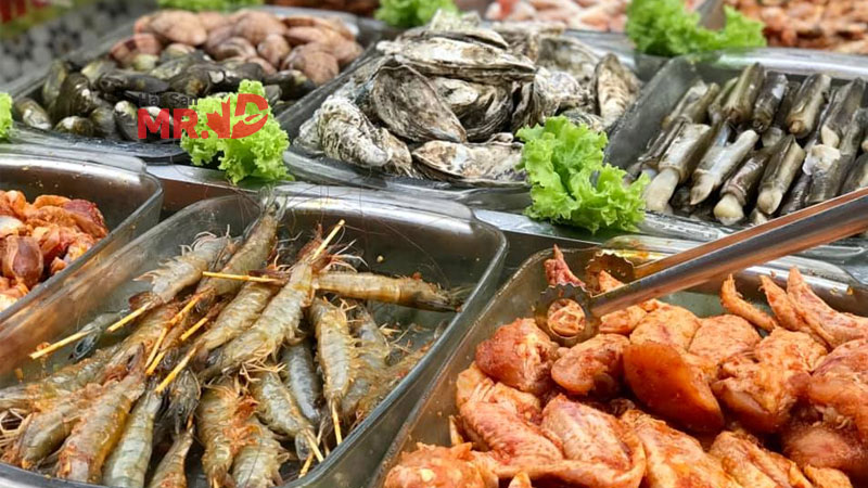Mách bạn 8 quán buffet Hóc Môn ăn hải sản thả ga chỉ từ 123K
