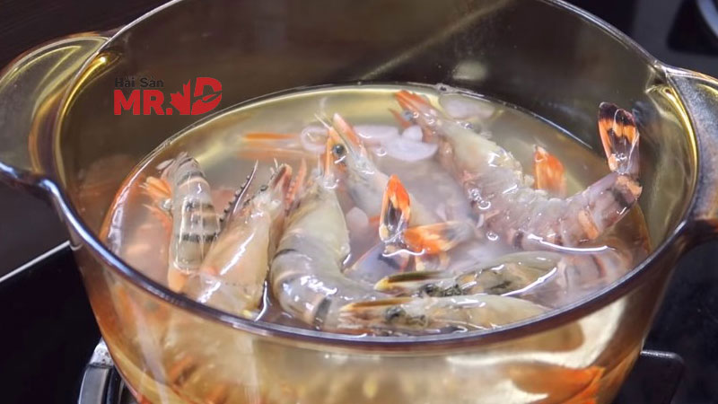 Luộc tôm sú bao nhiêu phút? Cách làm tôm sú luộc chuẩn vị