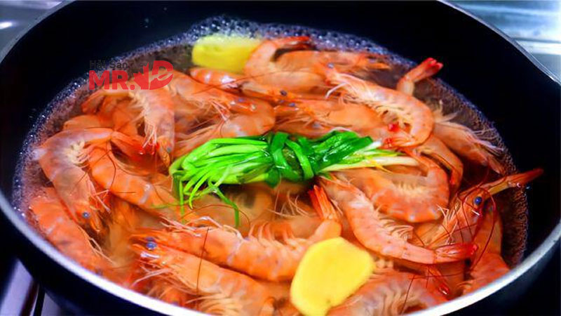 Luộc tôm sú bao nhiêu phút? Cách làm tôm sú luộc chuẩn vị
