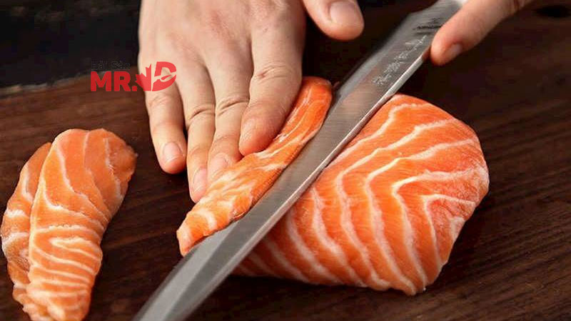 Cách làm sashimi cá hồi không bị tanh, tươi ngon tại nhà